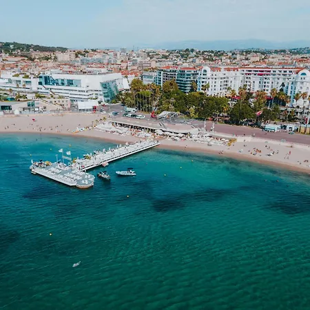 公寓 9a - Facing Port & Town Hall *